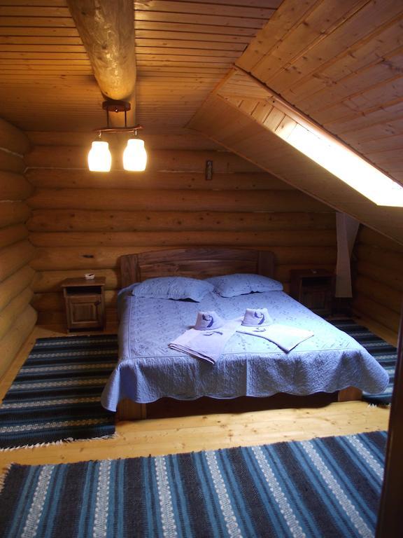 Cabana Piatra Runcului Vatra Moldovitei Luaran gambar