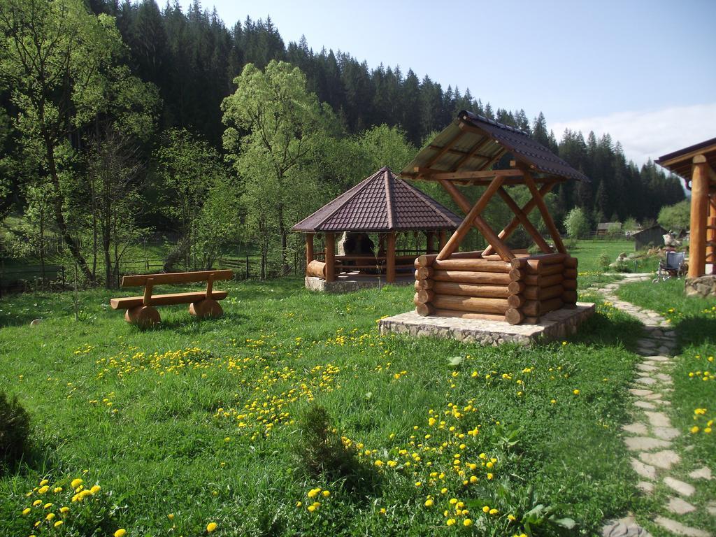 Cabana Piatra Runcului Vatra Moldovitei Luaran gambar